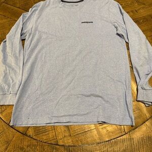 Patagonia Men's Light Gray Long Sleeve Tee